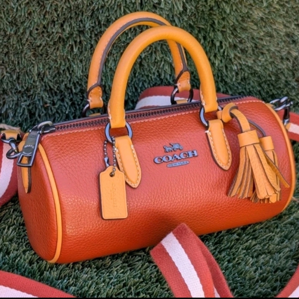 New Coach CB876 Lacey Crossbody Pebble Leather Duffle Round Purse Handbag Sunset